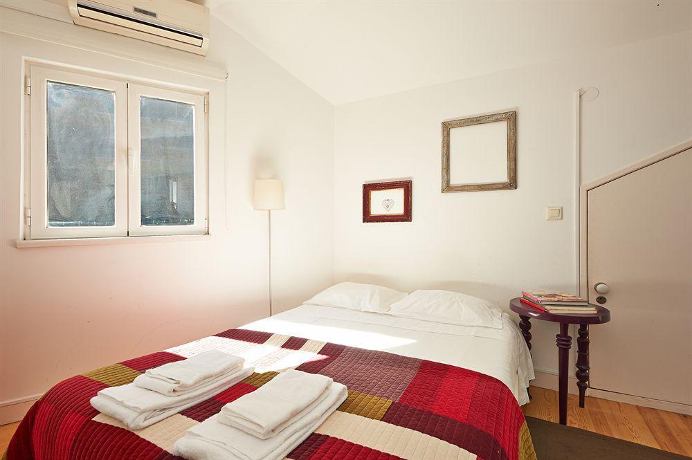 Hello Lisbon Santos Azulejos Apartments Exterior photo